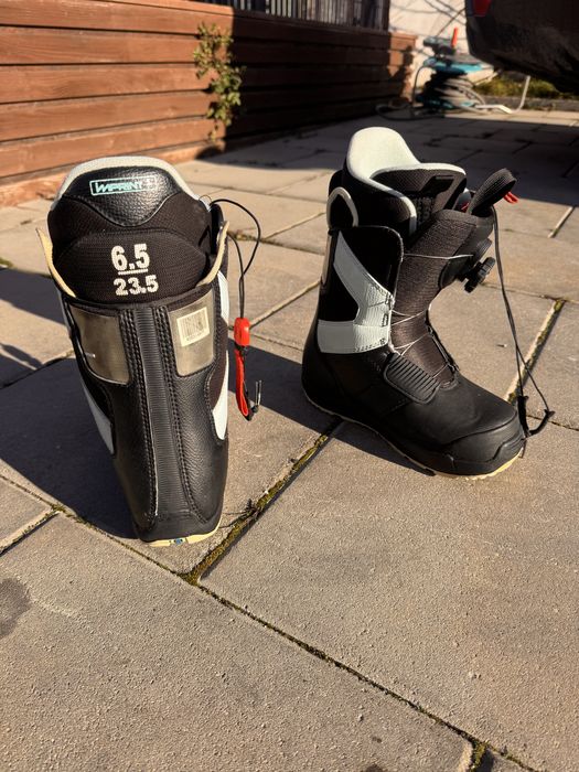 Vand boots burton copii pentru snowboard 37