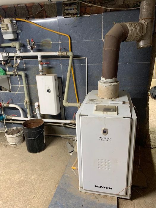 Продам газовый котёл Navien GST-49K б/у