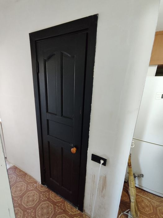 Двери входные и межкомнатные