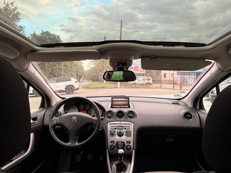 PEUGEOT 308 SW   si in rate