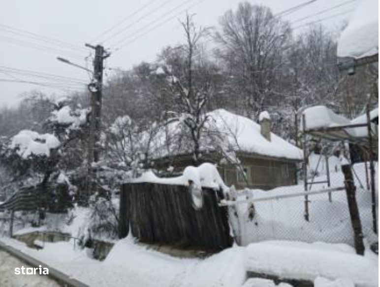 Casa si teren-comuna Luncoiu de Jos, judetul Hunedoara