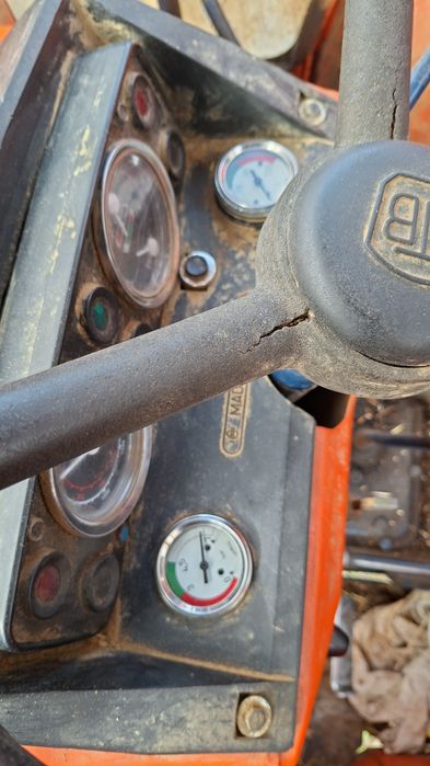 Tractor U640, cu incarcator