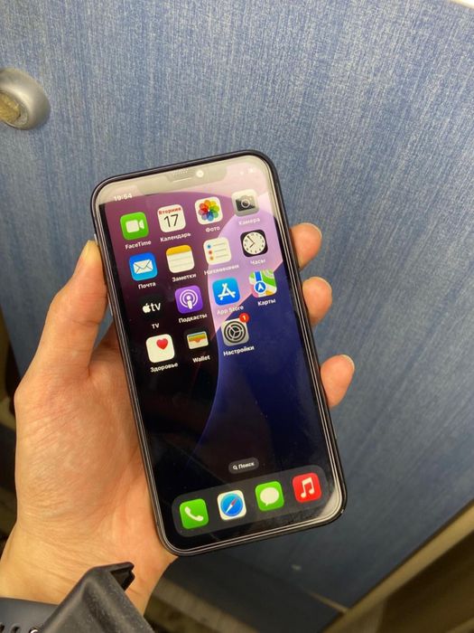 Айфон 11.  50к  бугын