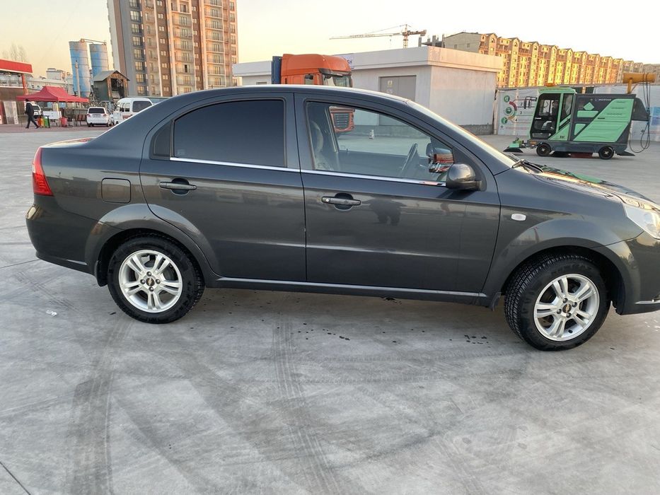 Сотилади нексия3