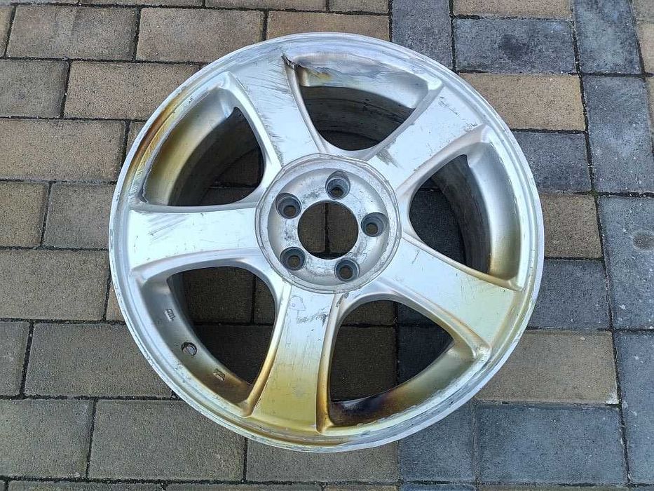 Продам легкосплавные диски на Subaru