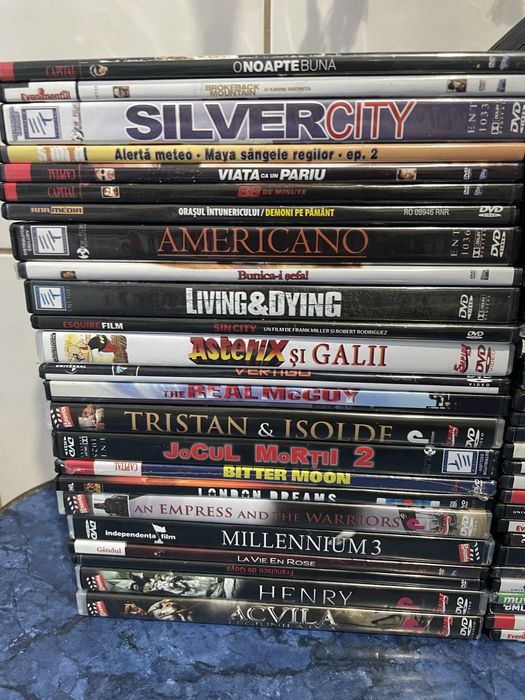 Dvd-uri cu Filme diferite