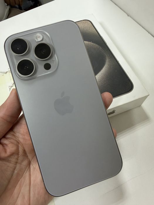 iPhone 15 pro 256 гб