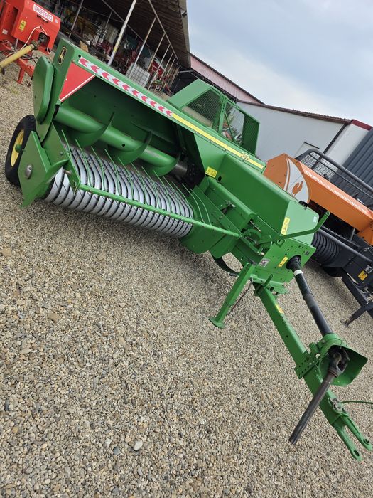 Presa de balotat balotiera John deere 349 an 2007