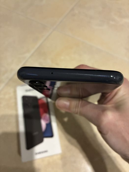 Продавам Samsung A13