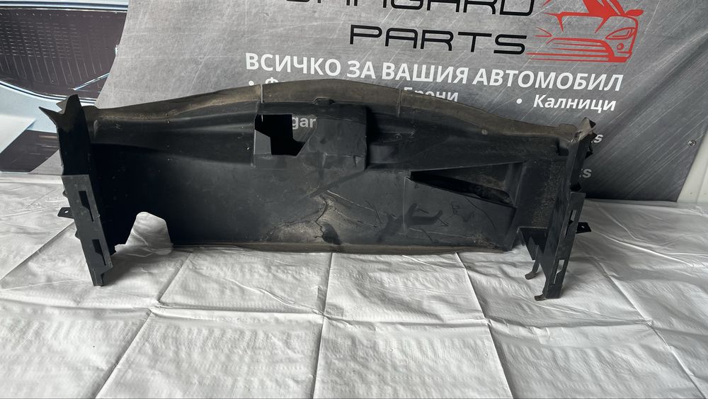 Основа за радиатор Mercedes B W245 (2005-2011)