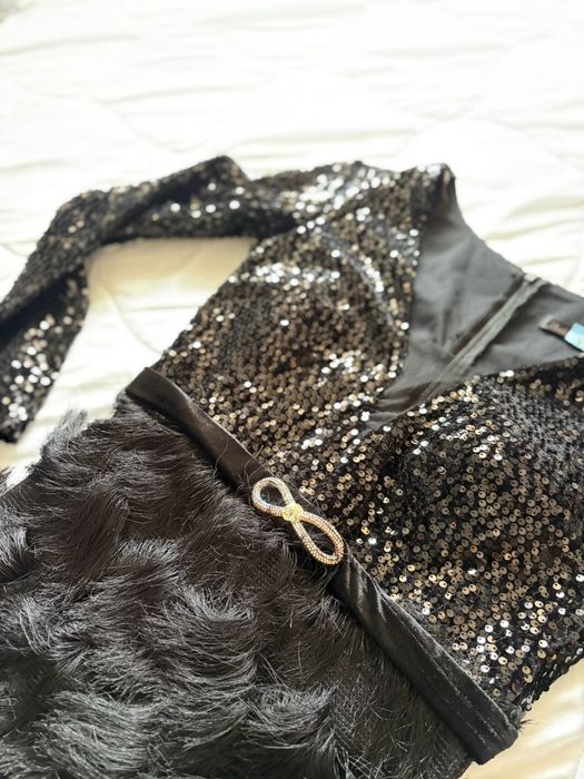 Rochie de seară, o singură purtare