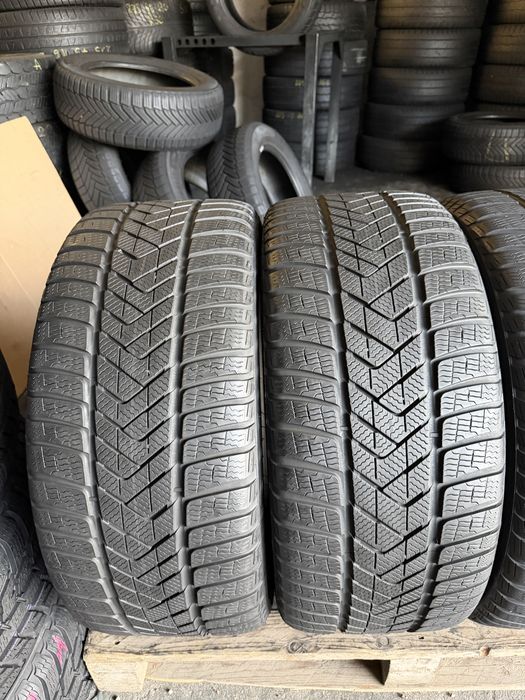 4 anvelope iarna 255/40/18 + 225/45/18 , Pirelli , RunFlat , DOT 2024 , 6 mm !