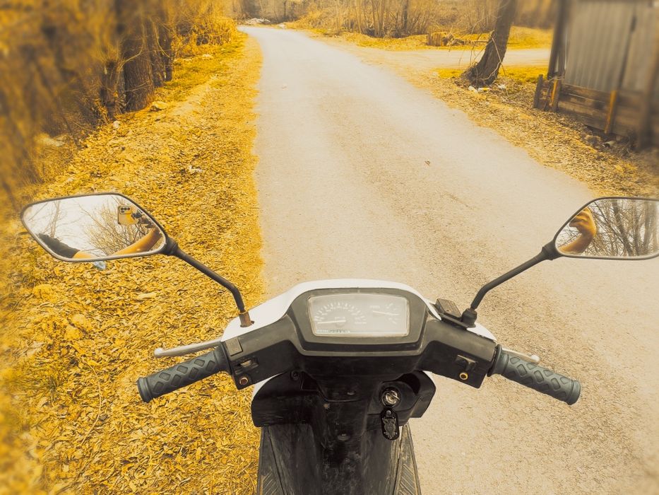 Продам скутер Suzuki adrdss 100