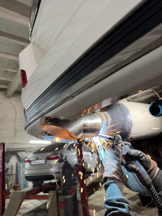 Подножки Land Cruiser 200