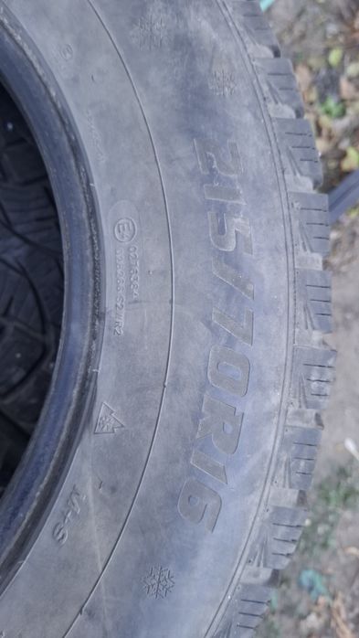 Продам  3 зимние шины на 16