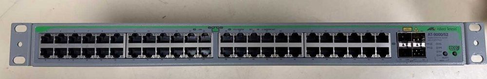 Switch Gigabit 52 de porturi Allied Telesis AT-9000-52