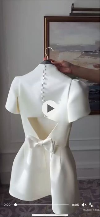 продается стильное платье