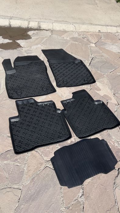 Коврики Geely Tugella