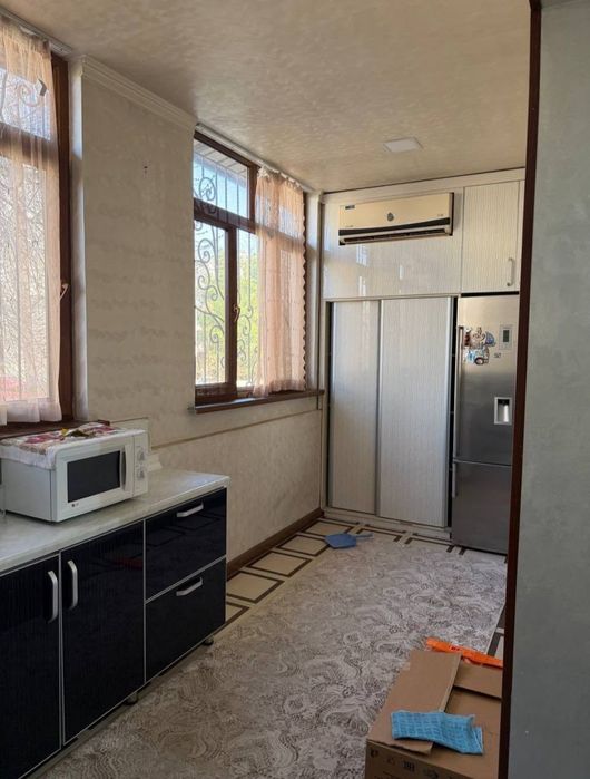 Продается срочно, 4/2/5 на мв.Феруза