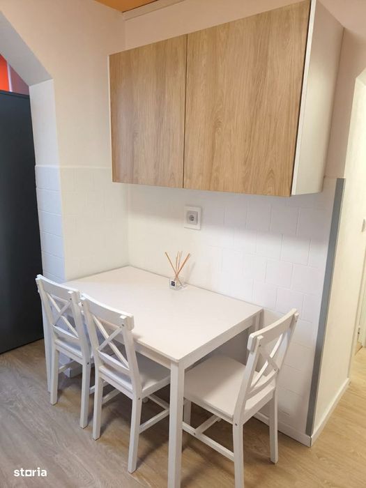 Apartament 2 camere zona Calea București