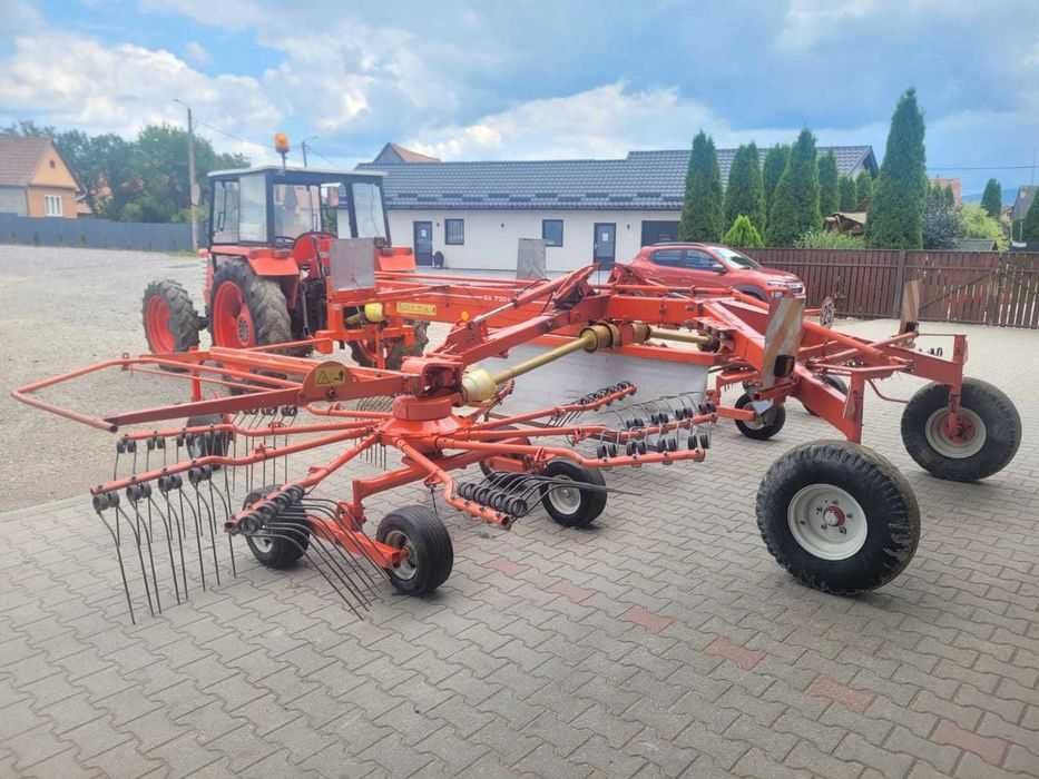 Grebla de adunat fan dublu Kuhn