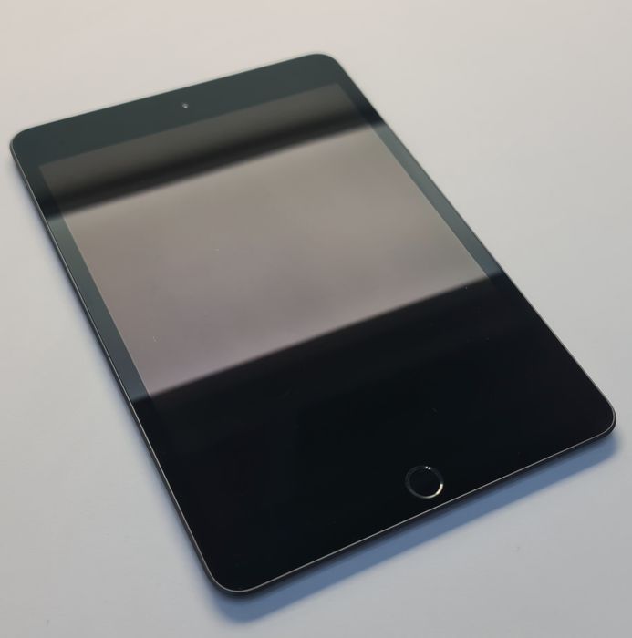 Tableta Apple iPad Mini 5th gen Wifi Only Space Gray 64gb Ios 26.1