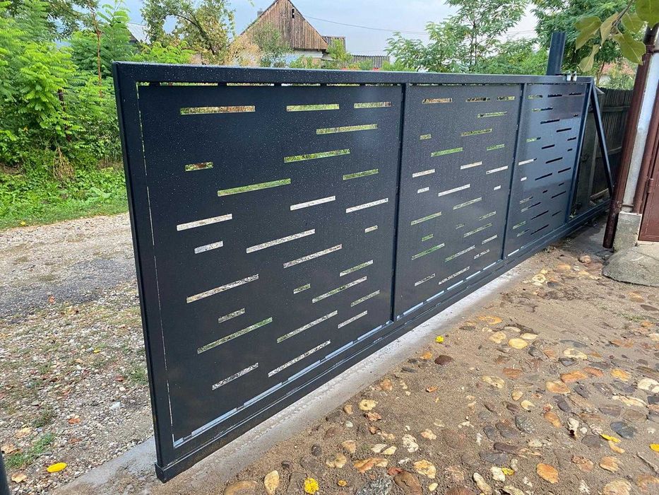 Garduri, porti, balustrade tabla traforata