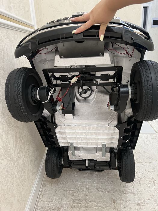 Электро машинка продам