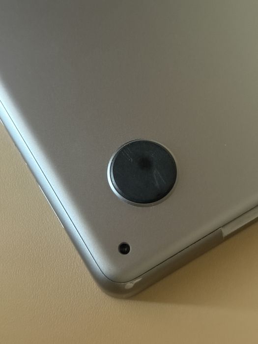 Macbook Pro M1 16Гб