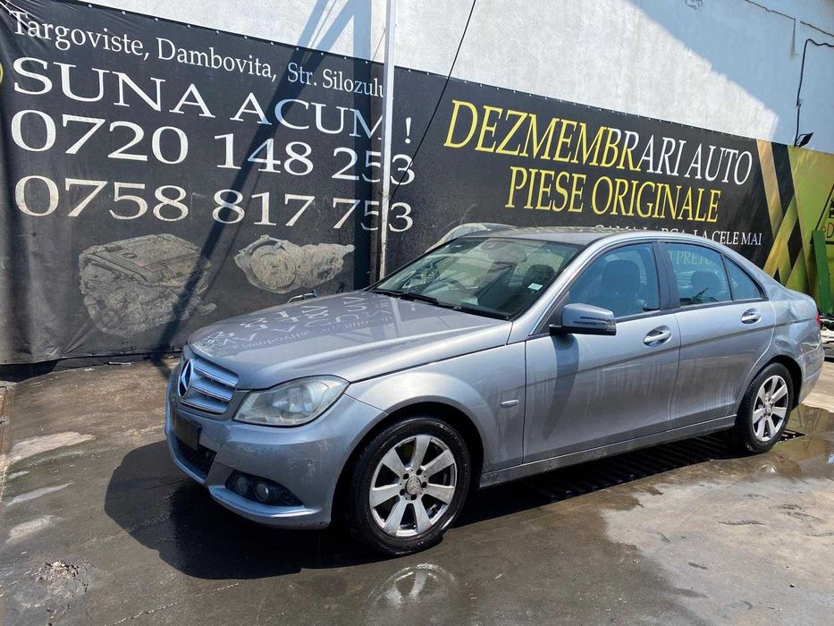 Dezmembrez mercedes c class w204 facelift 2.2 euro 5/bara w204/far