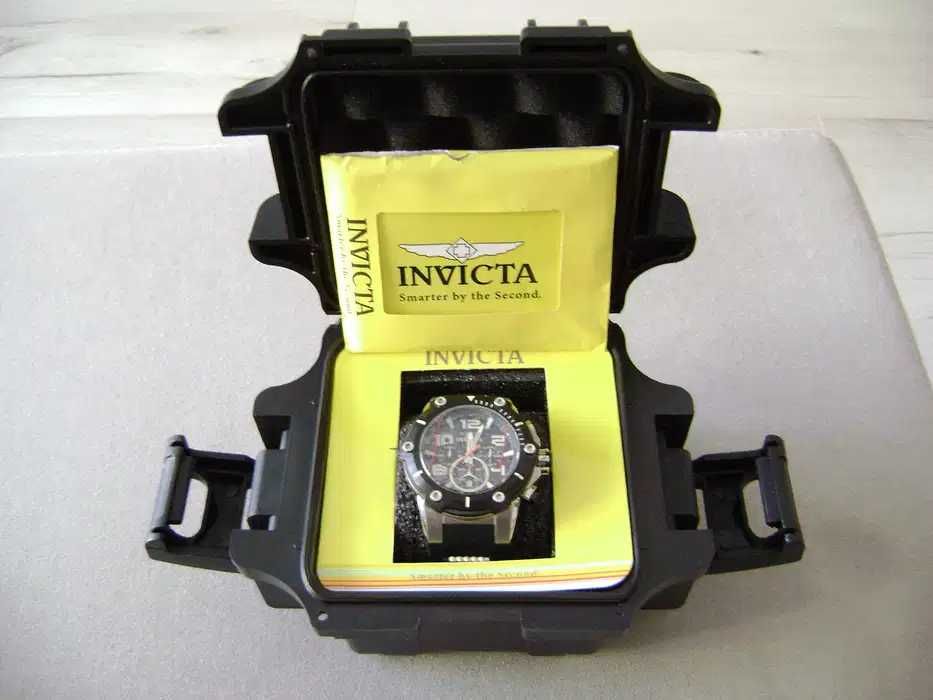 Ceas de mana Invicta Speedway