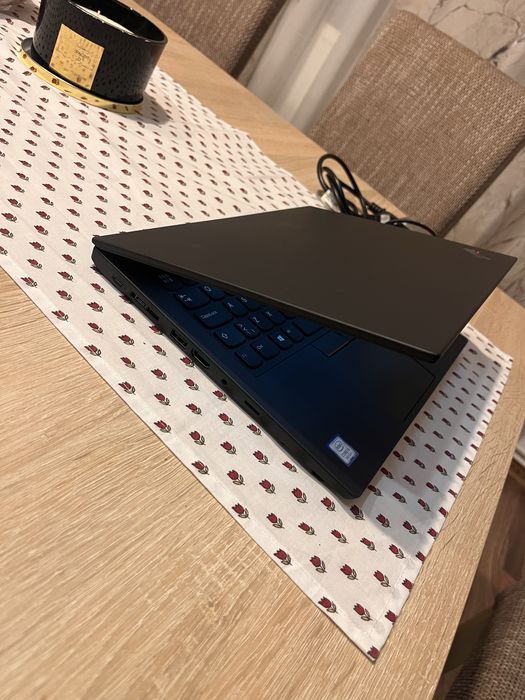 Lenovo Thinkpad t490 i5(gen8) 16gb ddr 4 , ssd.512 , touchscreen