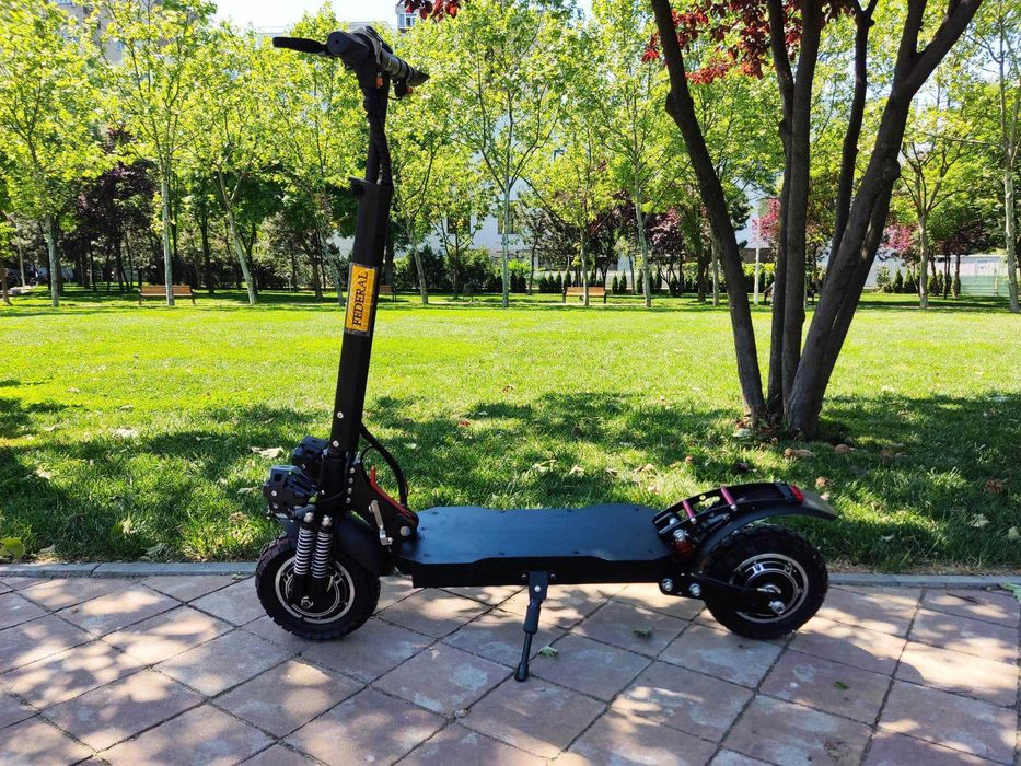 Trotineta Electrica - Noua cu Motor 1600w 48v18ah scuter electric naveta Nou