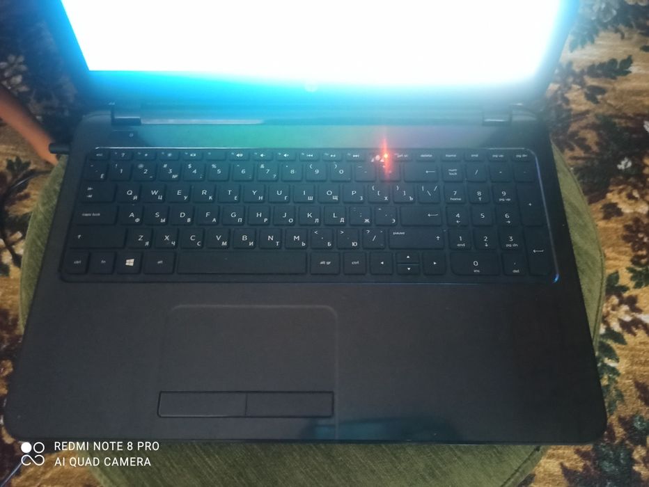 Продам ноутбук НР 4гб ssd