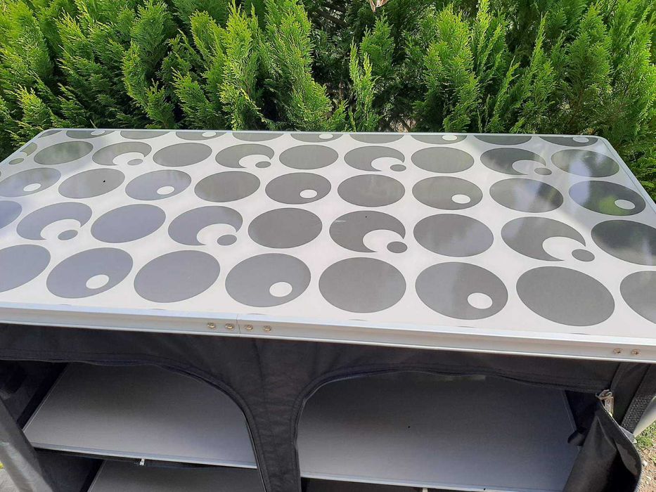 Сгъваем къмпинг шкаф Outwell