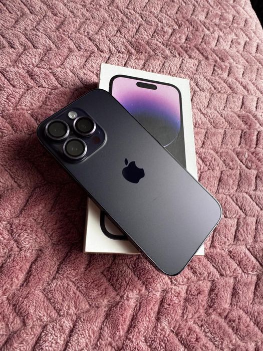 Продам айфон 14 про