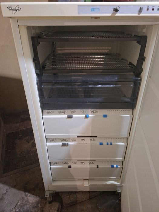 Фризер Whirlpool