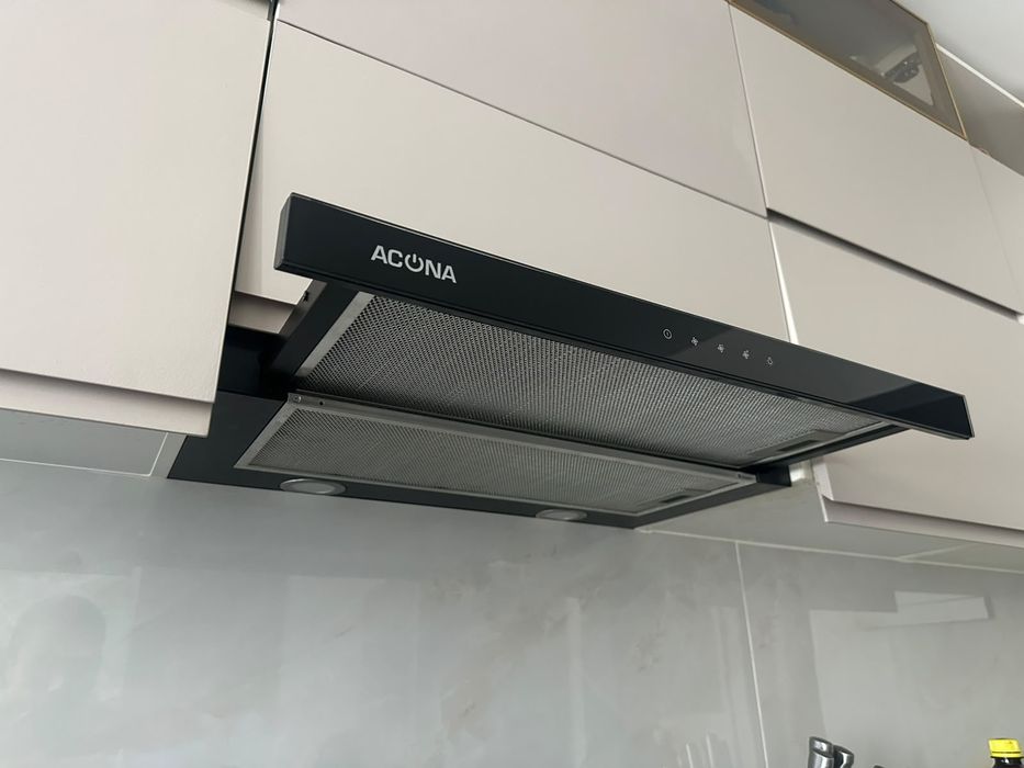 Встроенная вытяжка ACONA