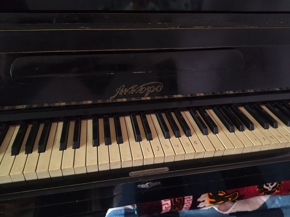 Пианино продается