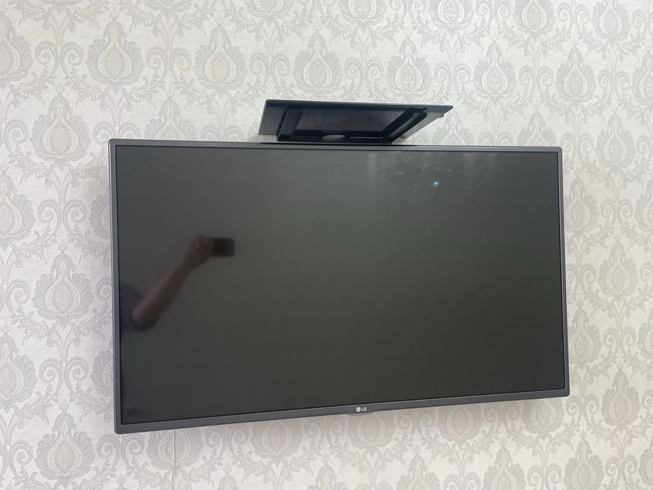 Продам б/у Телевизор Smart TV