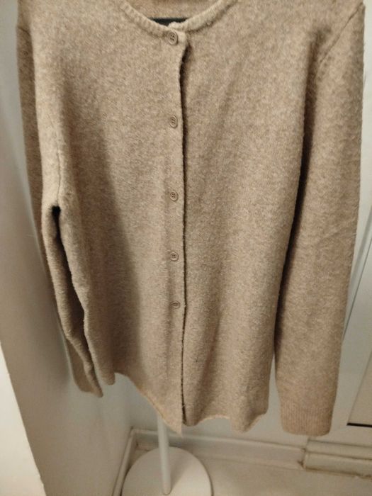 Жилетка  плътна топла Зара