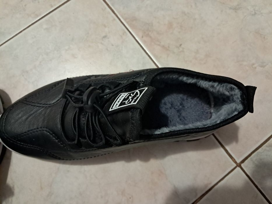 Нови не обувани обувки