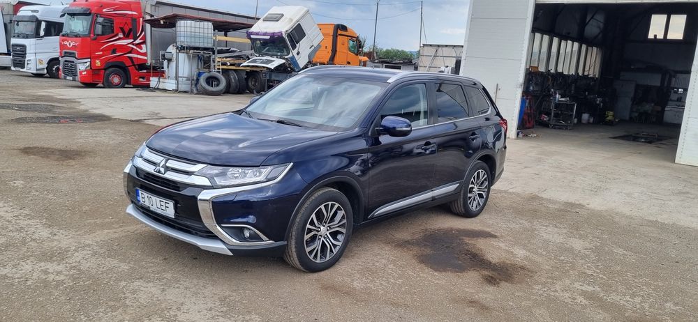 MITSUBISHI Outlander 2018 — imagine 4