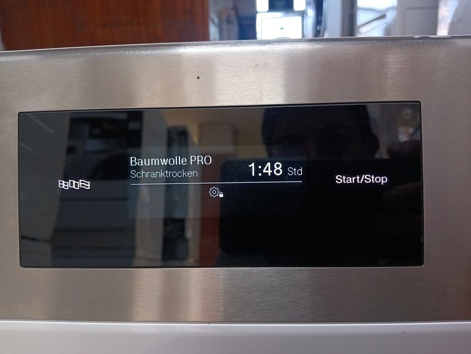 Професионална сушилня с термопомпа Миеле Miele Professional PDR 508HL