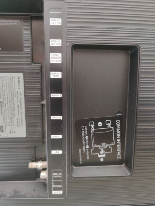 Телевизор Самсунг LED 140 см