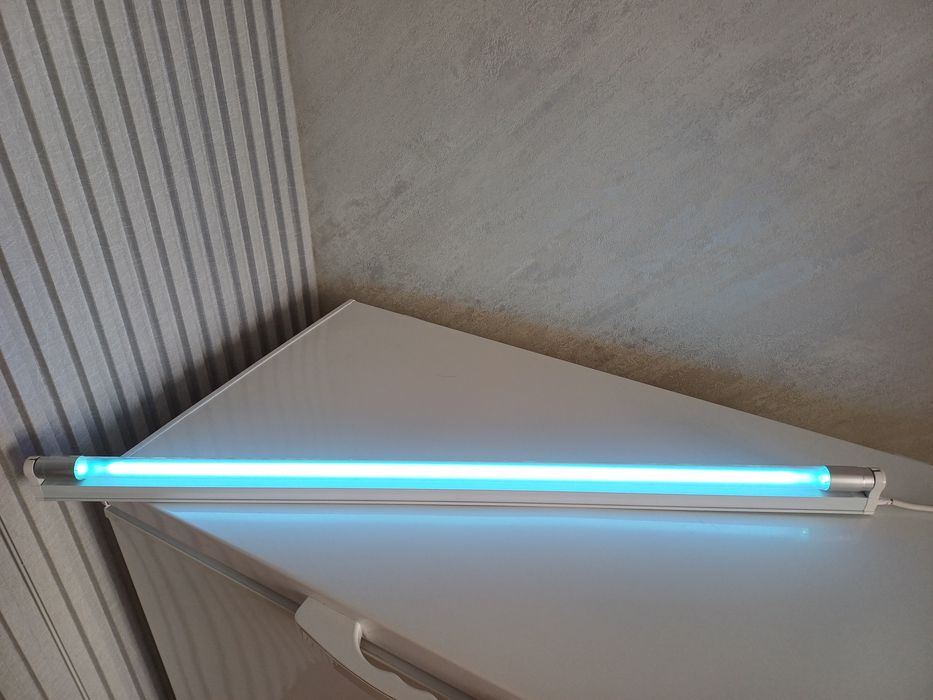 Кварцовая лампа  для дома .