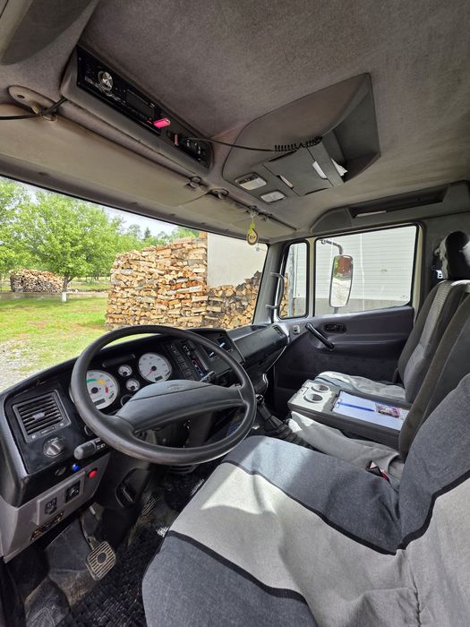 Nissan Atleon  1200