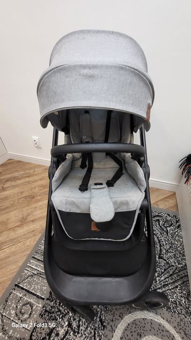 Детская коляска продам