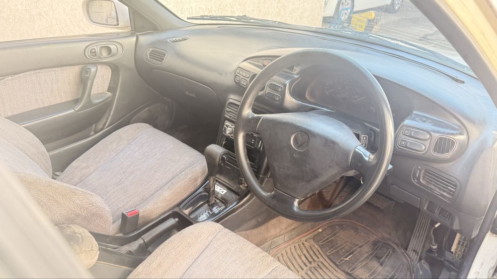 Продам машину Мазда