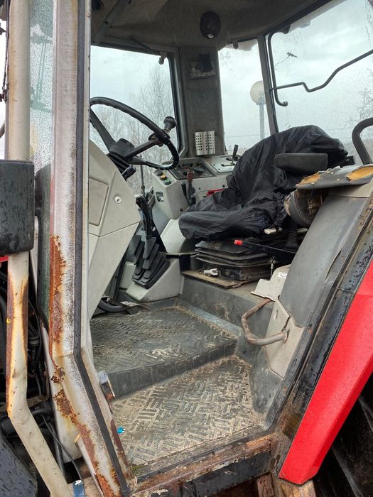 Massey Ferguson 3065 cu Încărcător Profesional